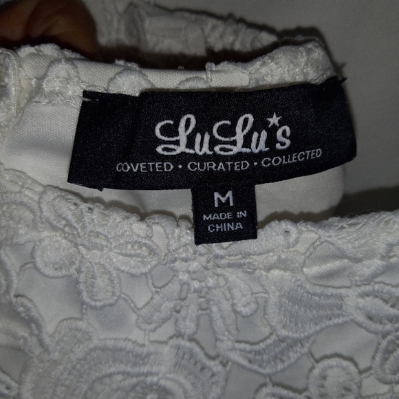 Lulu's white lace open back dress. - Picture 3 of 16